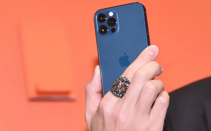 乐都苹果手机维修分享iPhone12系列重启方法教程 